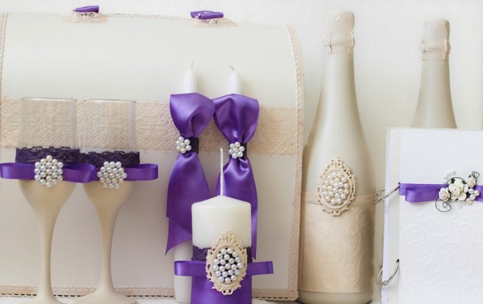Фиолетовая свадьба аксессуары
