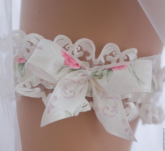 Свадебные подвязки для невесты