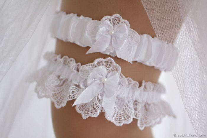 Свадебная подвязка