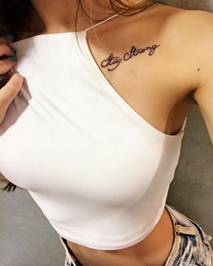 Татуировки для девушек на руке надписи