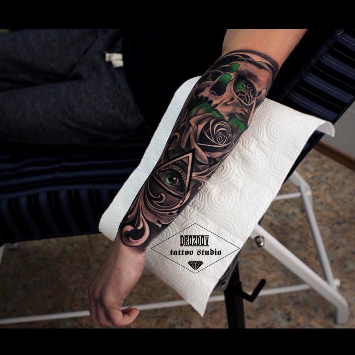 Тату на предплечье