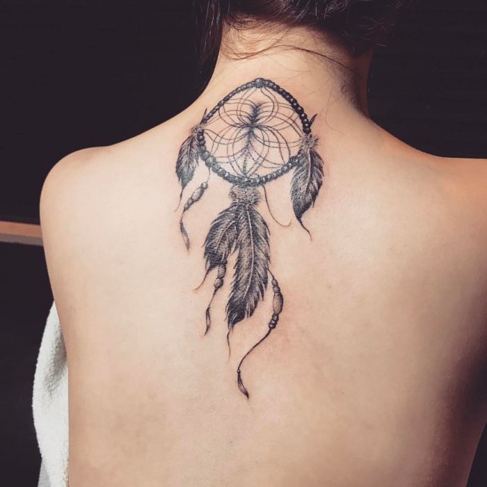 Тату Ловец снов для девушек на руке