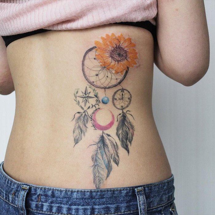 Тату Ловец снов на ноге