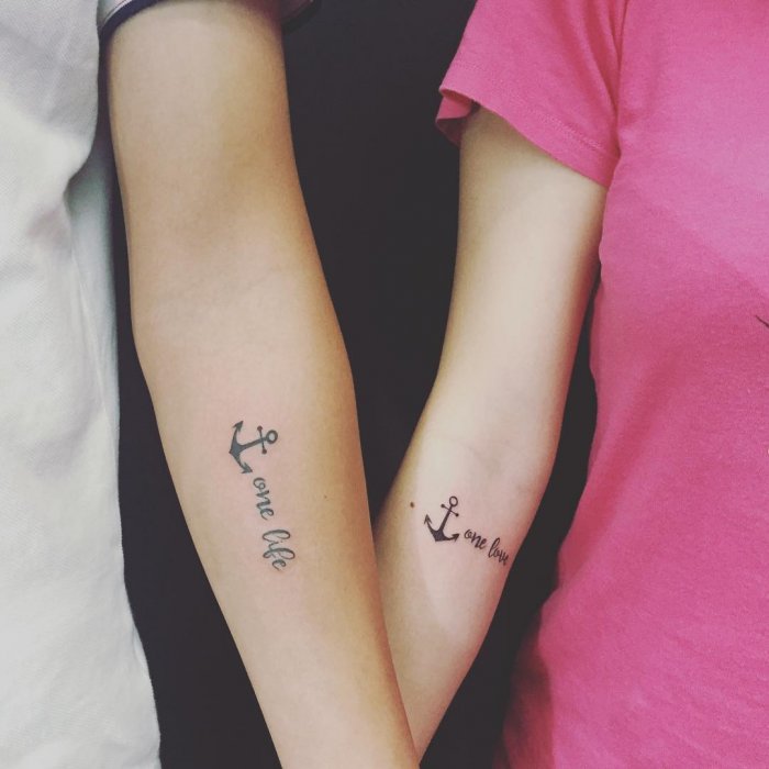 Необычные парные тату