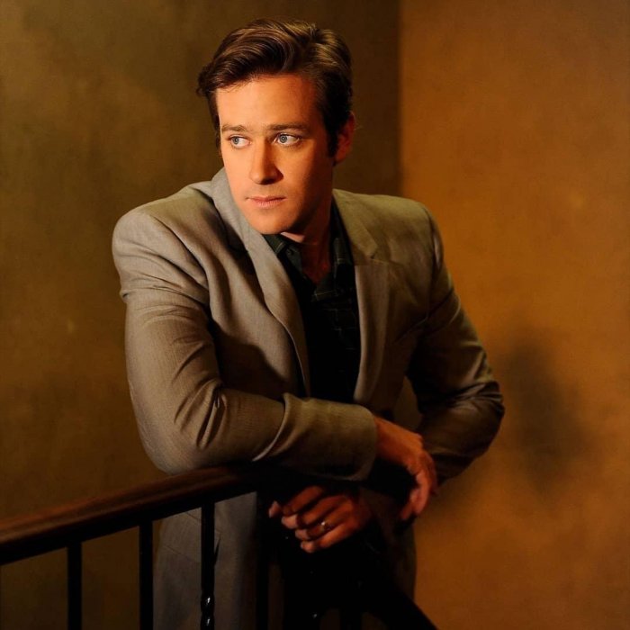 АРМИ Хаммер Brioni