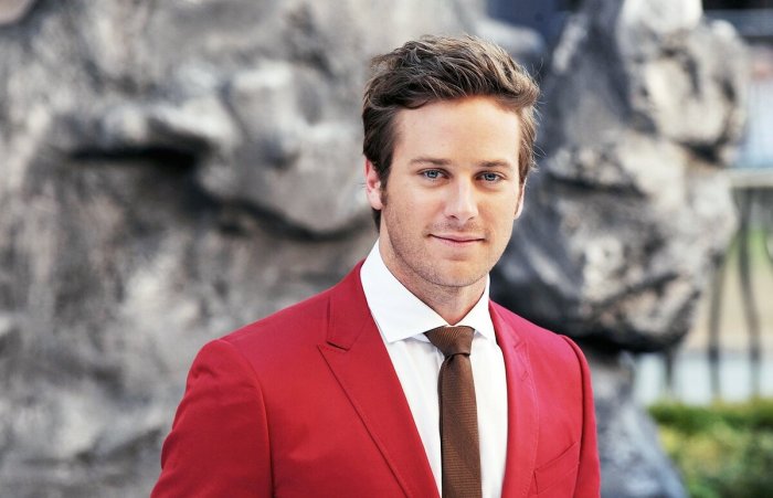 Актер АРМИ Хаммер