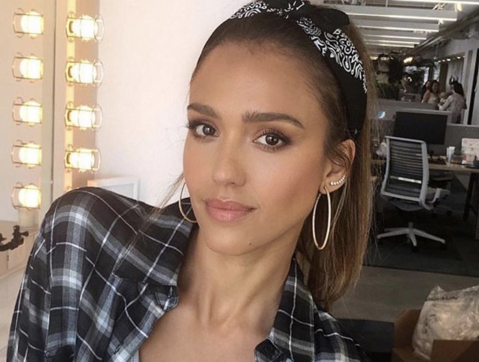 Джессика Альба 2011