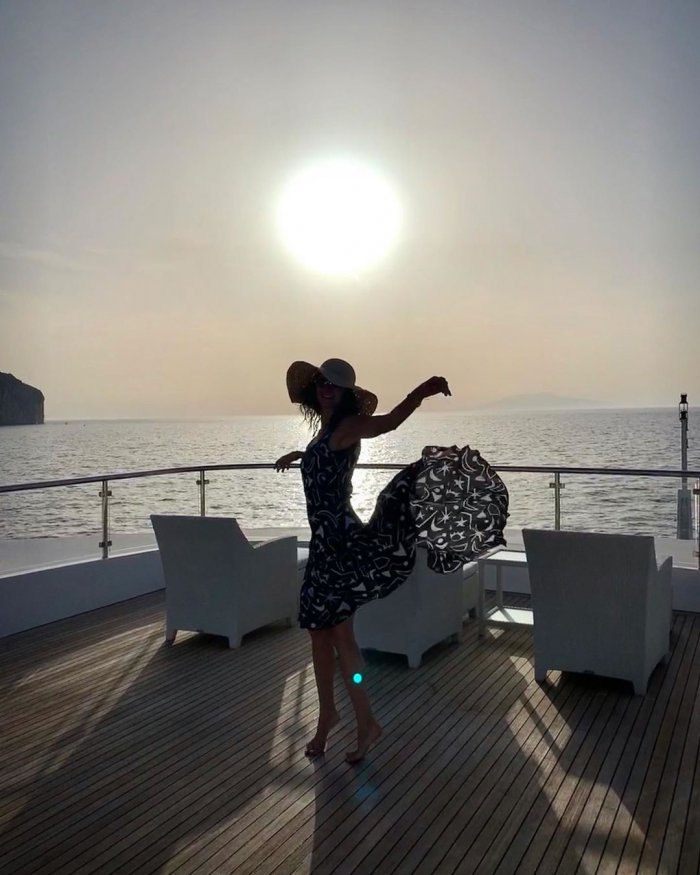 Нина Добрев 2011