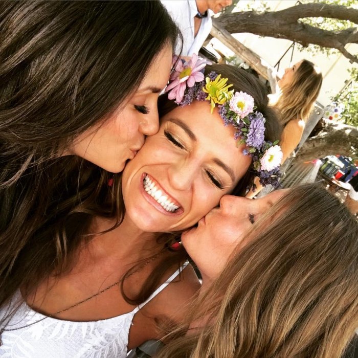 Нина Добрев