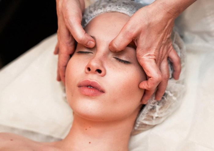 Лимфодренажный самомассаж лица