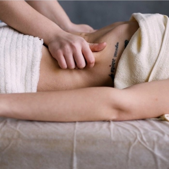 Массаж ягодиц