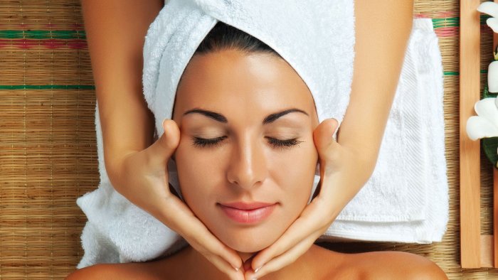 Лицо линиями