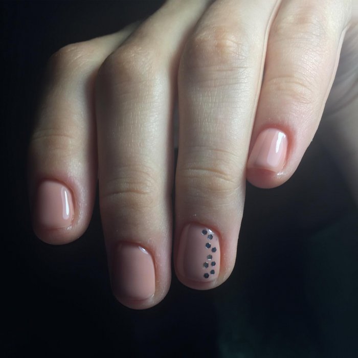 Ногти 2020 короткие ногти с птичками