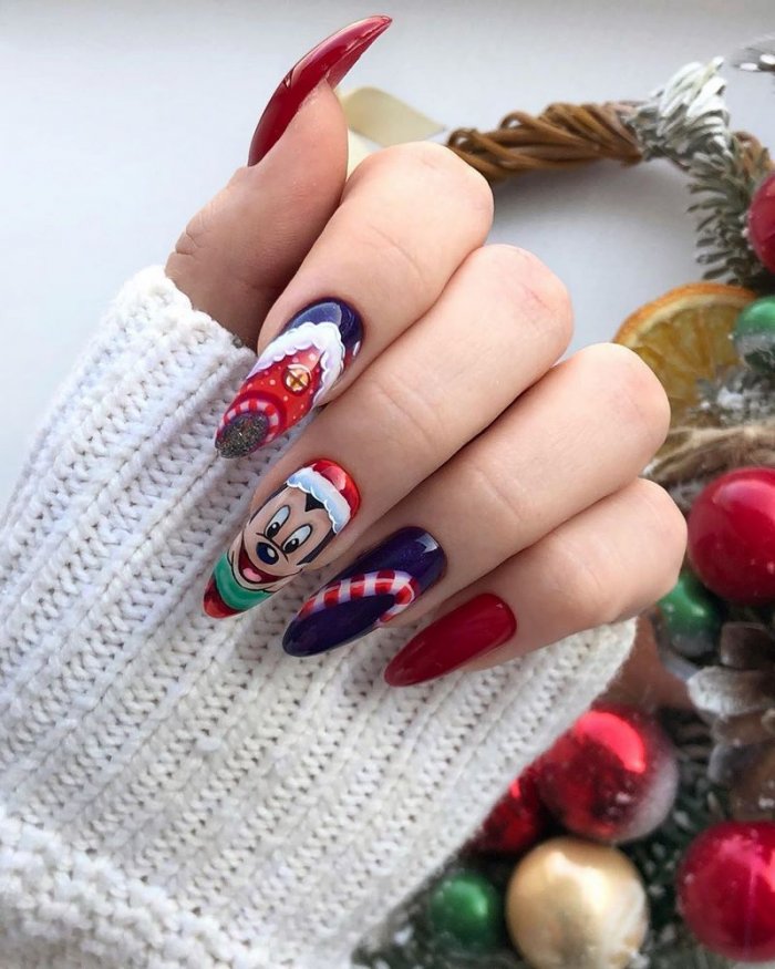 Модный маникюр с блестками