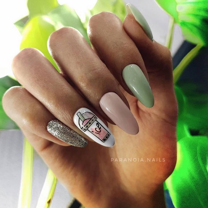 Маникюр на новый год 2021