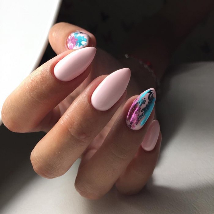 Маникюр на день рождения