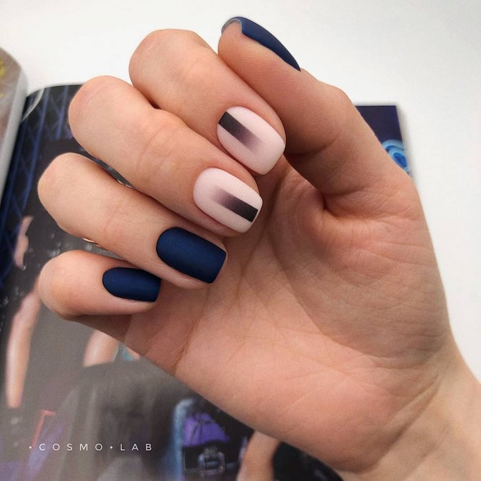 Красивый розовый маникюр