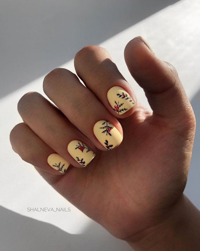 Красивый маникюр на день рождения