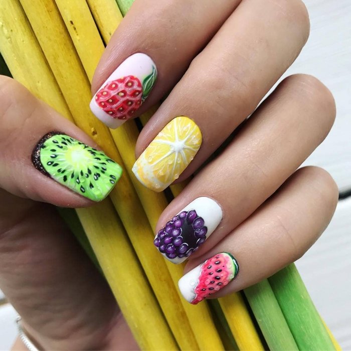 Детский маникюр на коротких ногтях