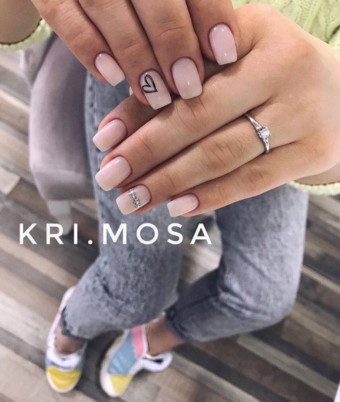 Маникюр на день влюбленных розовый