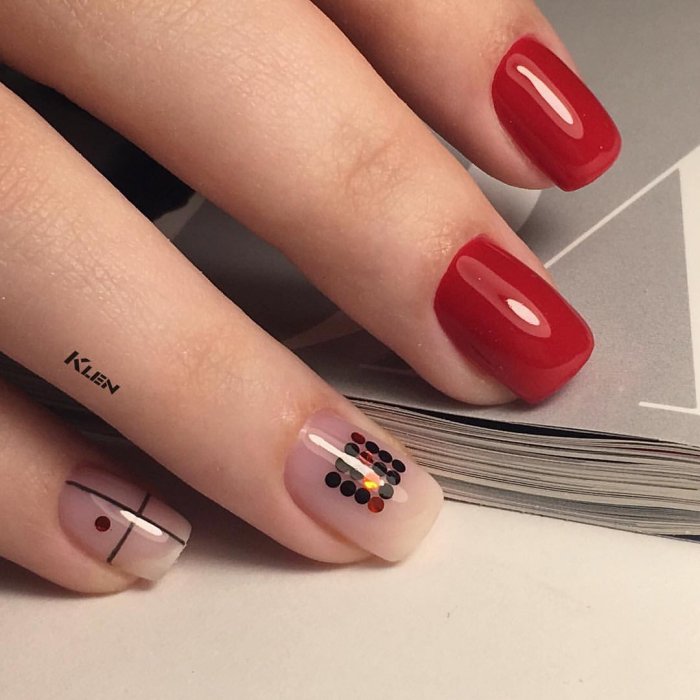 Маникюр ко Дню труда