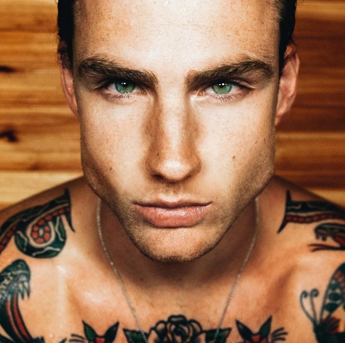 татуированные мужчины
