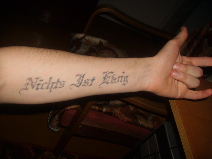 надписи на руке