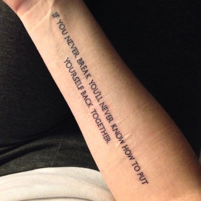 тату надписи