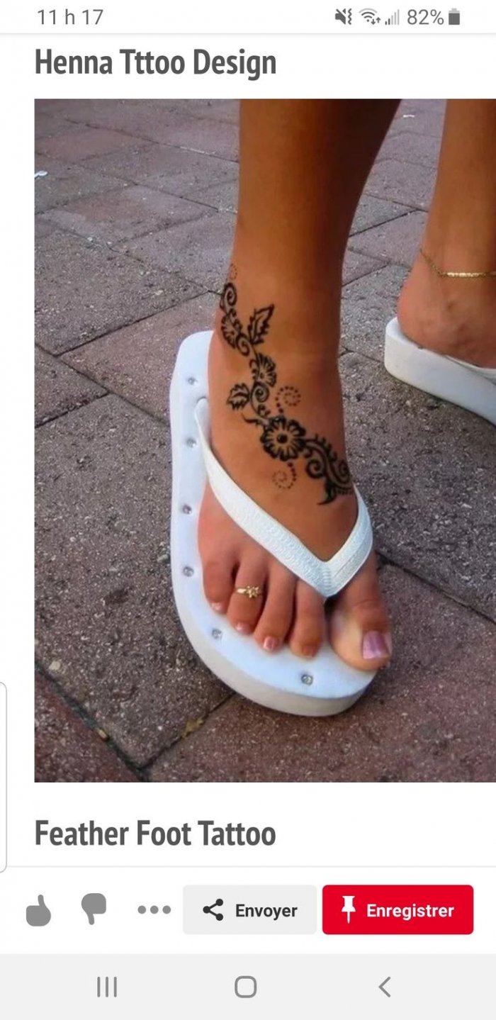 тату хной на ноге для девушек