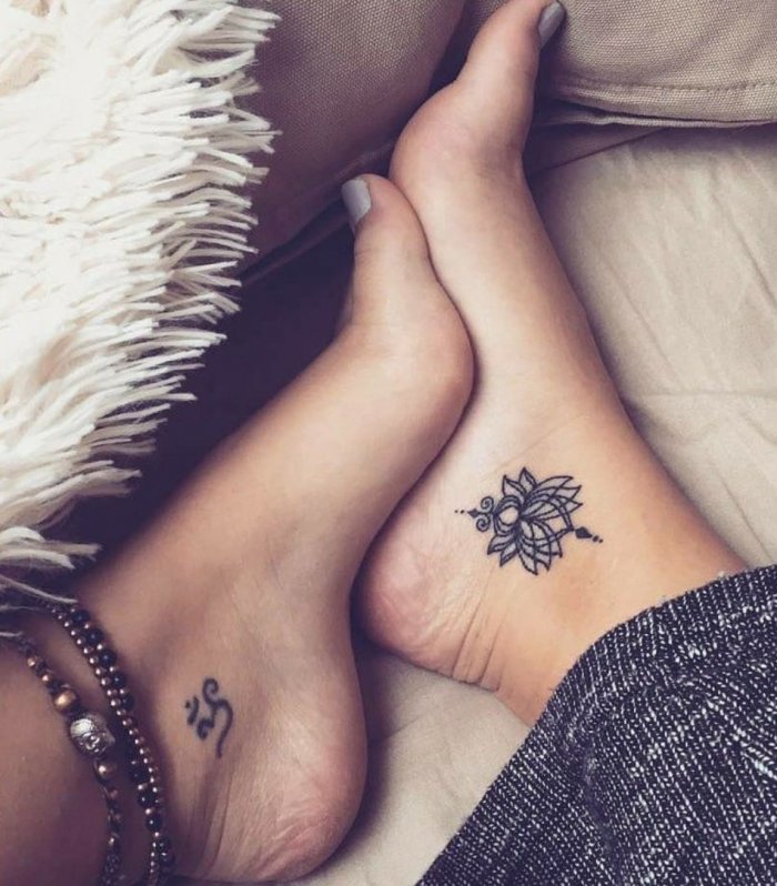 на ноге тату для девушек
