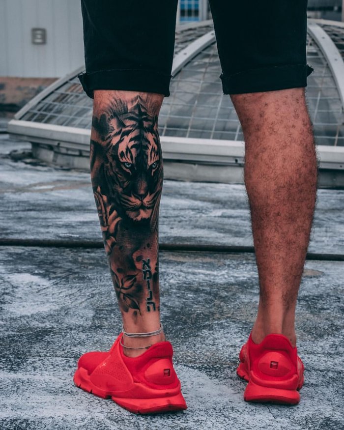 татуировка на ноге для мужчин
