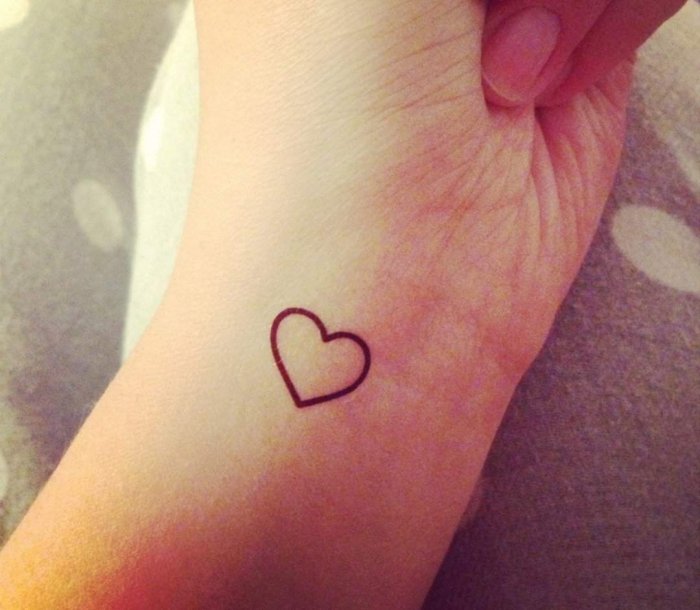 тату сердца на руке