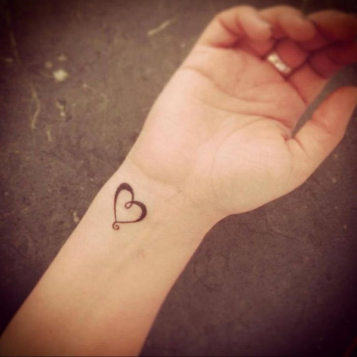 небольшие татуировки