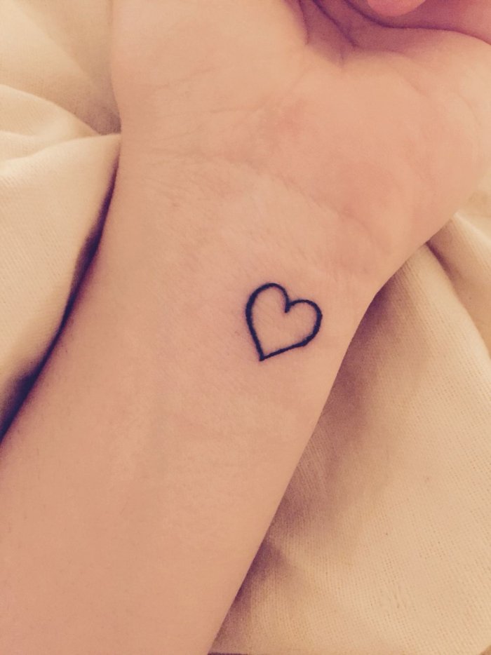 тату сердца на руке
