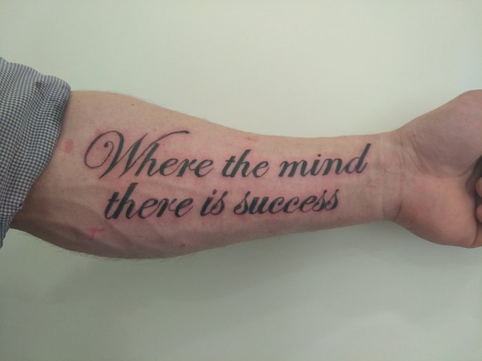 мужские тату надписи