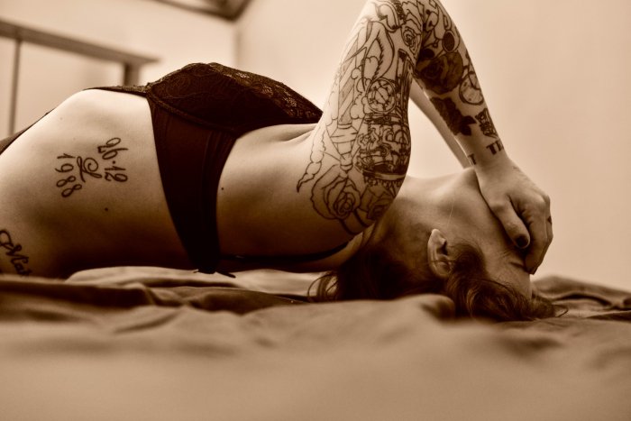 девушка татуировка