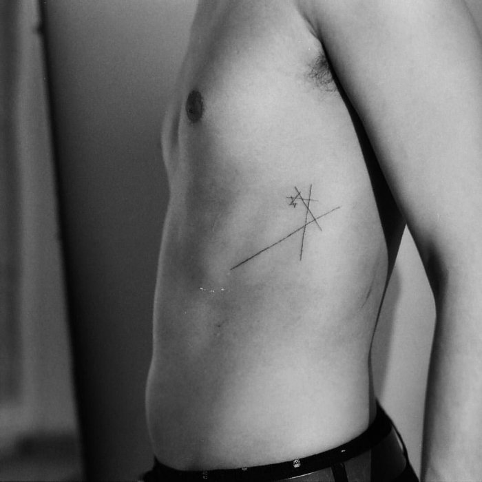 маленькие тату для парней