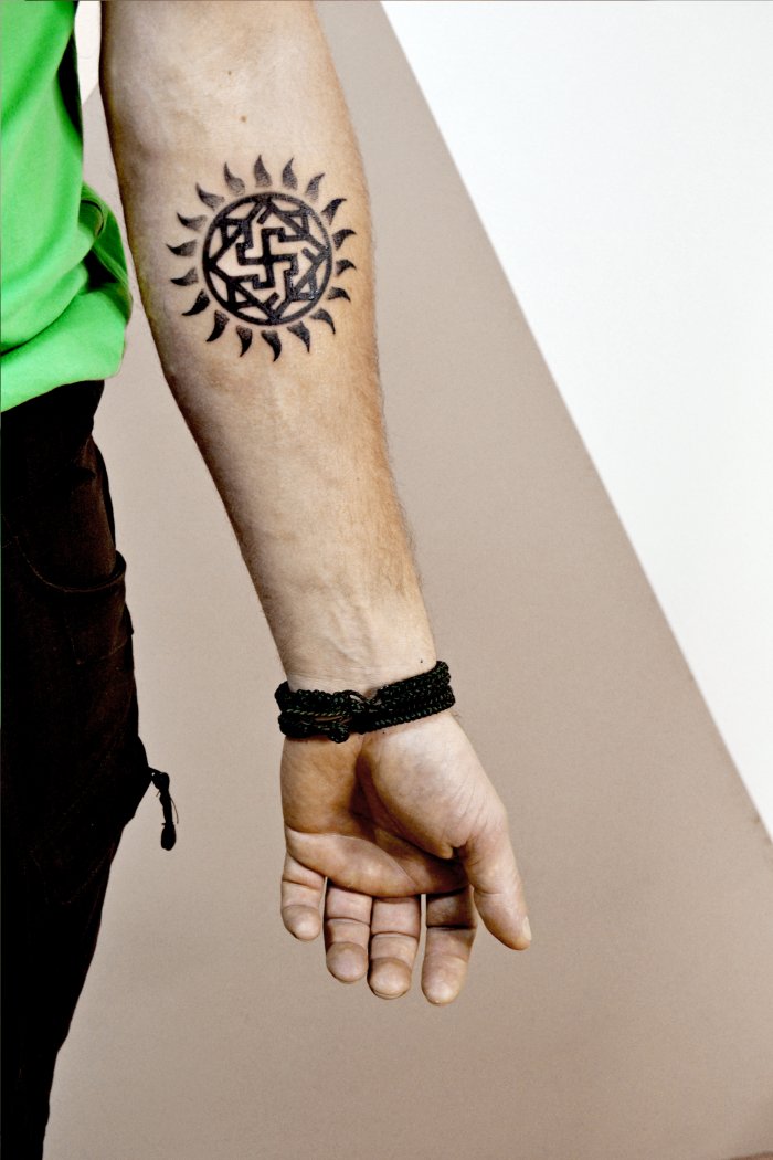 простые мужские тату