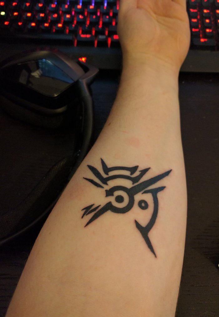 тату для мальчиков на руке лёгкие