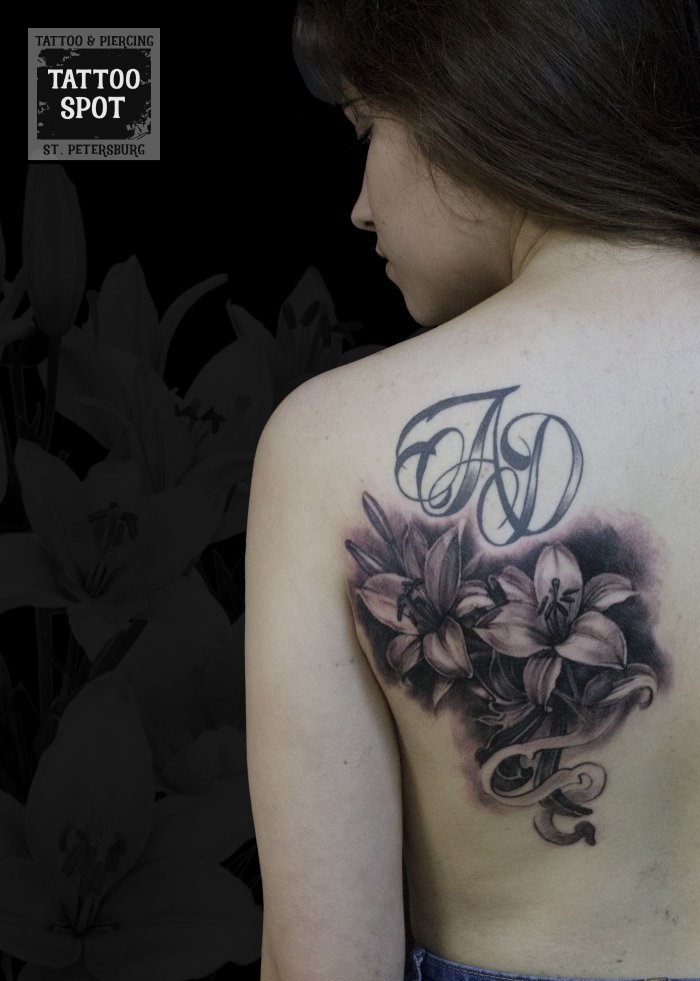 татуировки с розами