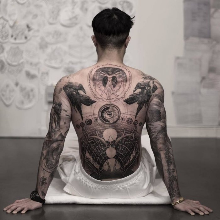 Топ тату на спину