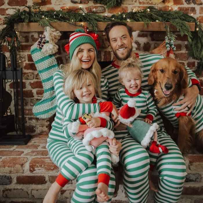 Новогодняя фотосессия семейная