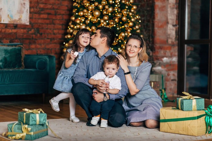 Семейная фотосессия в студии