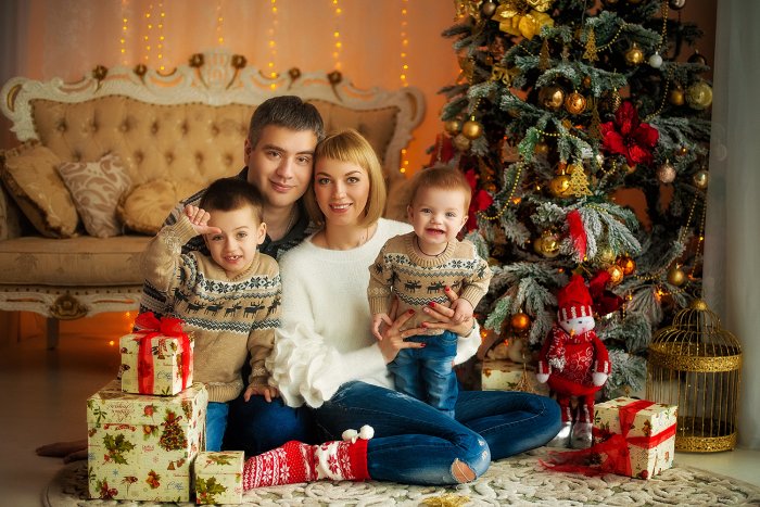 Новогодняя фотосессия семейная