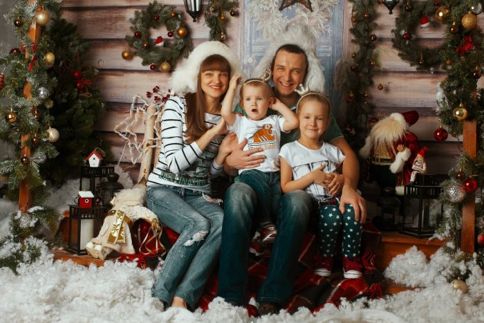 Новогодняя фотосессия семья
