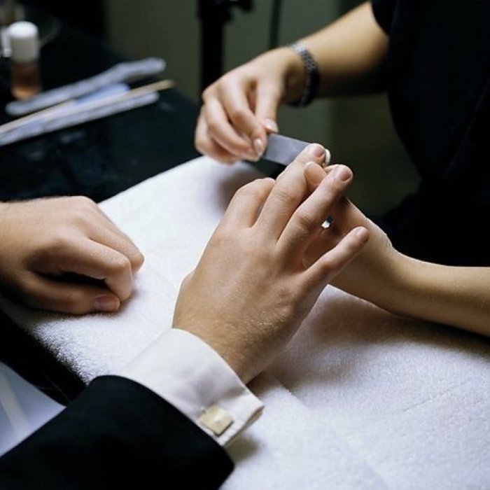 Мужской маникюр и педикюр