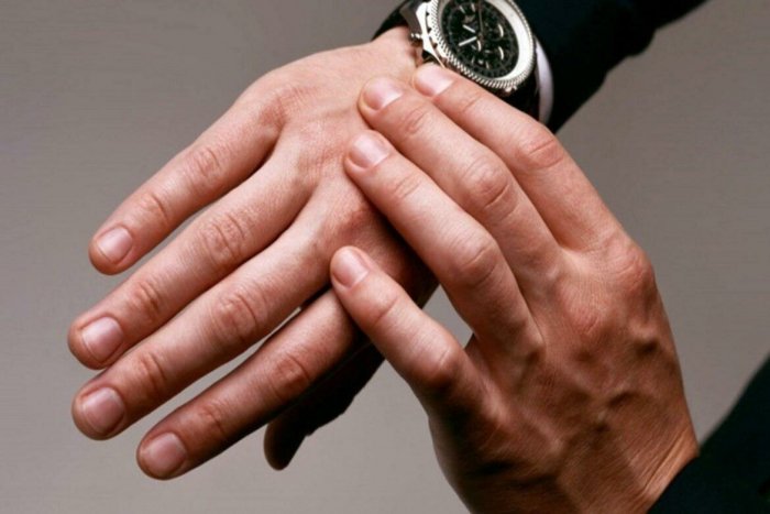 Мужской маникюр шеллак