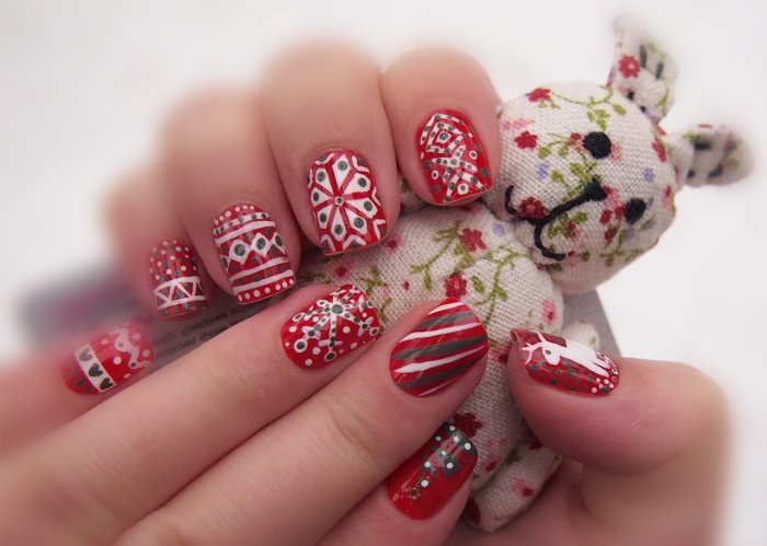 Необычный маникюр на новый год