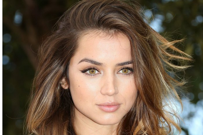 Ана де Армас фото