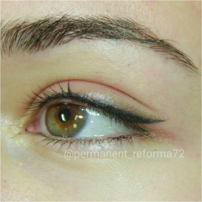 Перманентный макияж век межресничка со стрелкой